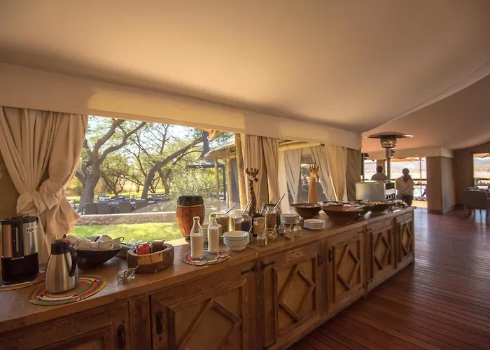 Tau Game Lodge